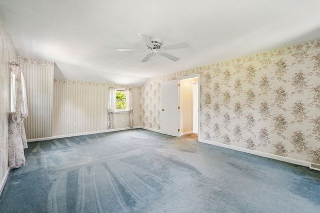 6 Anna Street, Chelmsford, MA 01863