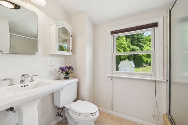 6 Anna Street, Chelmsford, MA 01863