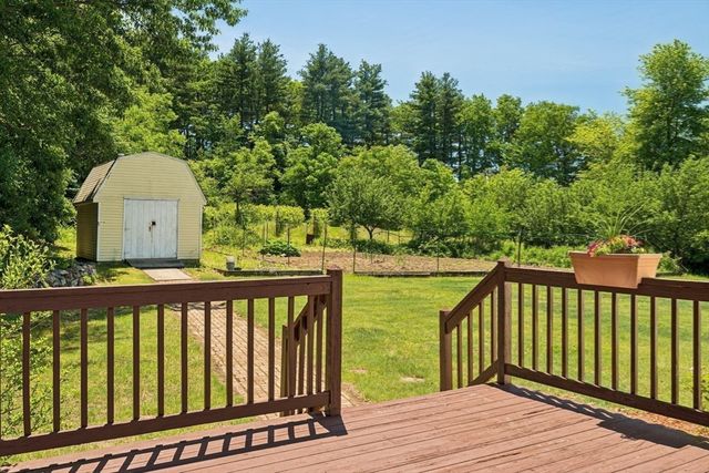 6 Anna Street, Chelmsford, MA 01863