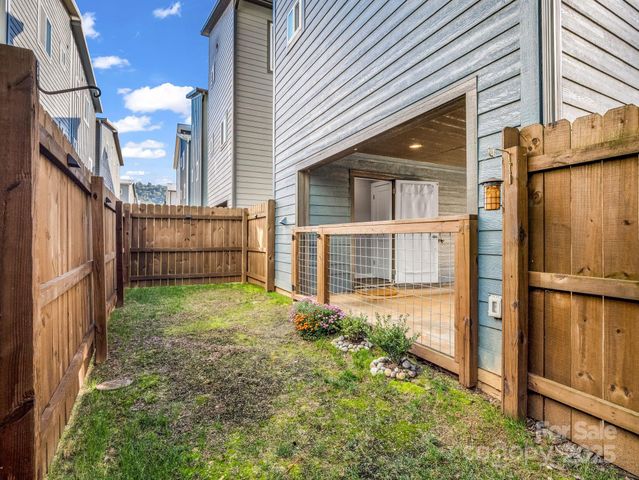 9 W Citra Street, Arden, NC 28704