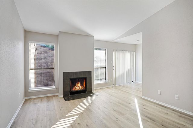 6633 W Airport Boulevard 1208, Houston, TX 77035