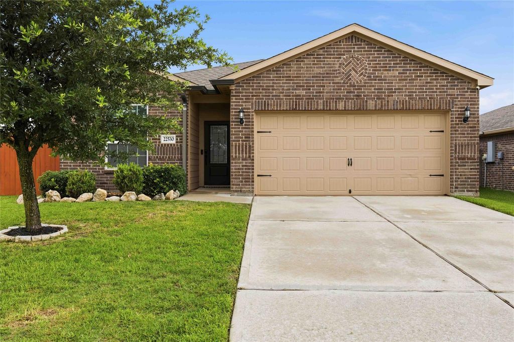 22530 Threefold Ridge Drive, Hockley, TX 77447