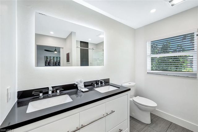 596 105th AVE N, Naples, FL 34108
