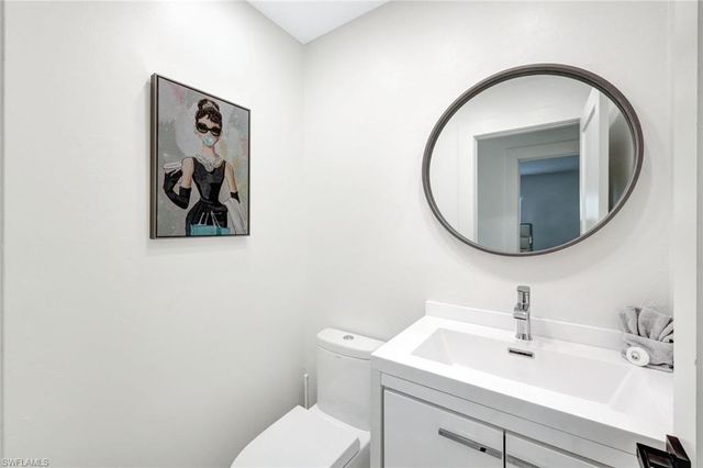 596 105th AVE N, Naples, FL 34108