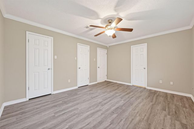 710 Equinox Street, Crosby, TX 77532