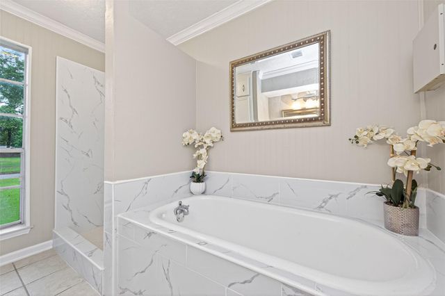 710 Equinox Street, Crosby, TX 77532