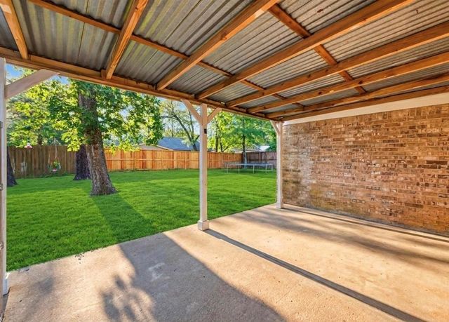 710 Equinox Street, Crosby, TX 77532