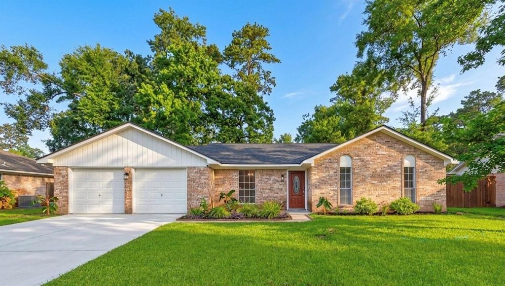 710 Equinox Street, Crosby, TX 77532