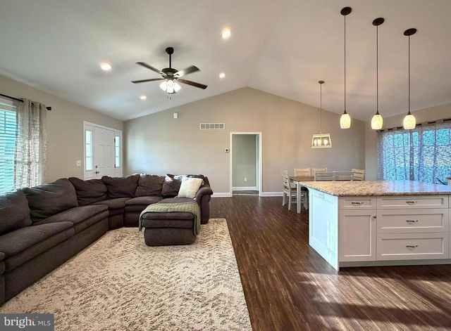 178 CATTLE DR, Felton, DE 19943