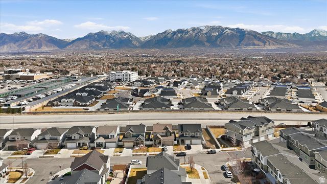 3668 W RUSHTON VIEW DR, South Jordan, UT 84095