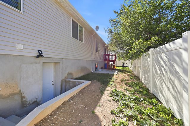 8814 W DAISY VIEW LN, Magna, UT 84044