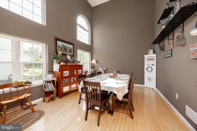 356 ROBIN LN, Collegeville, PA 19426