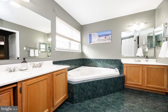 356 ROBIN LN, Collegeville, PA 19426