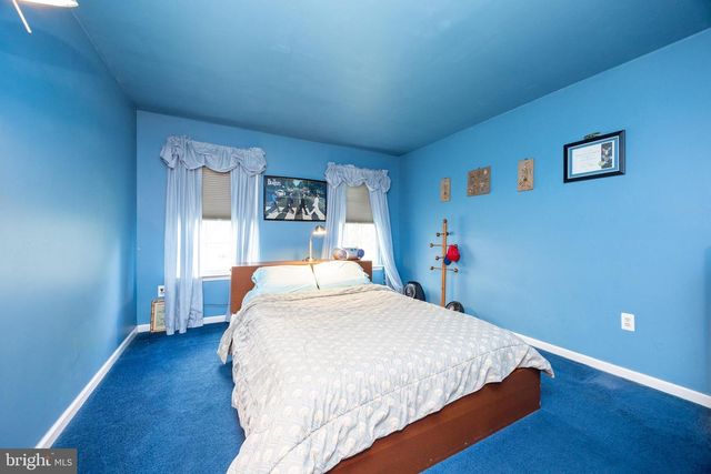 356 ROBIN LN, Collegeville, PA 19426