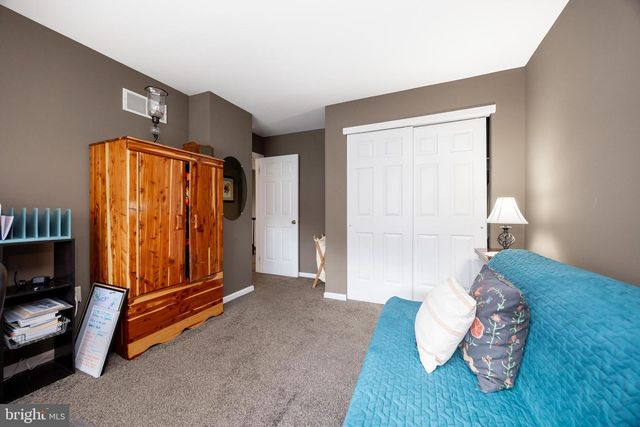 356 ROBIN LN, Collegeville, PA 19426