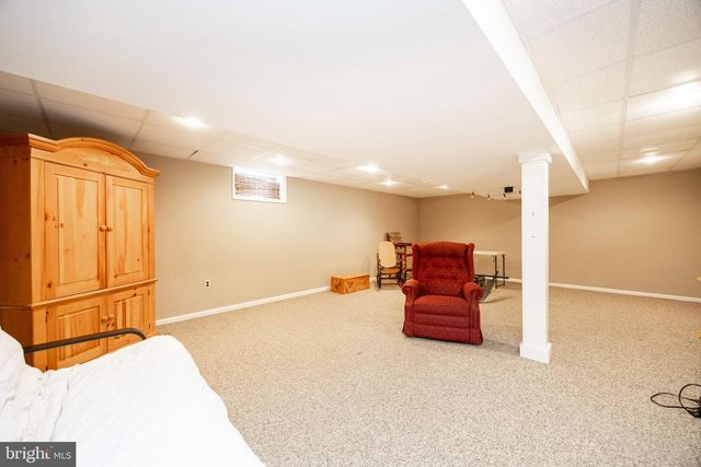 356 ROBIN LN, Collegeville, PA 19426