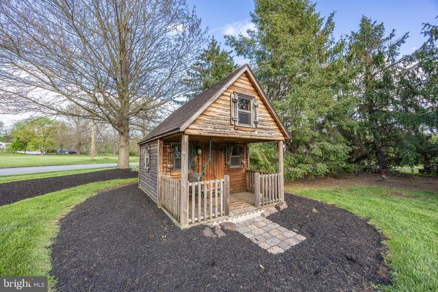 356 ROBIN LN, Collegeville, PA 19426