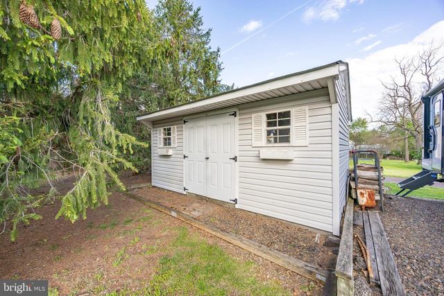 356 ROBIN LN, Collegeville, PA 19426