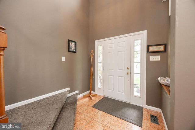 356 ROBIN LN, Collegeville, PA 19426