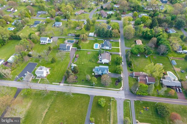 356 ROBIN LN, Collegeville, PA 19426