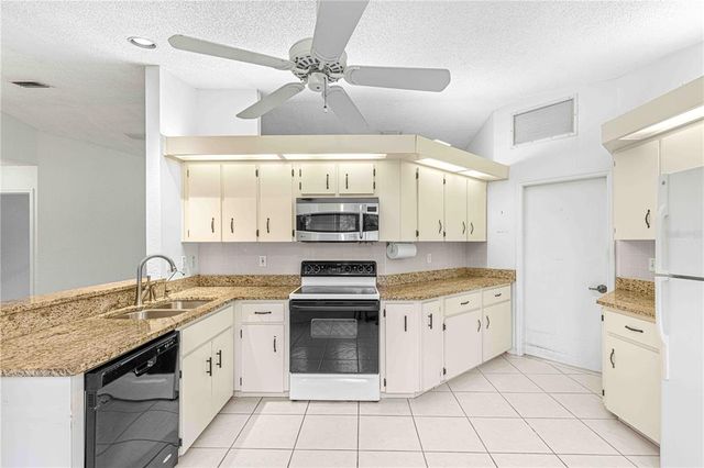 8947 SW 115TH STREET, Ocala, FL 34481