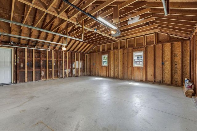 395 N Main Street, Johnstown, OH 43031