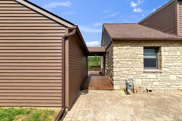 395 N Main Street, Johnstown, OH 43031