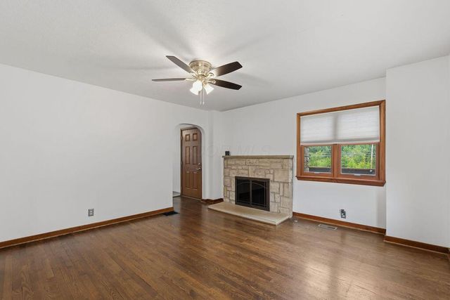 395 N Main Street, Johnstown, OH 43031