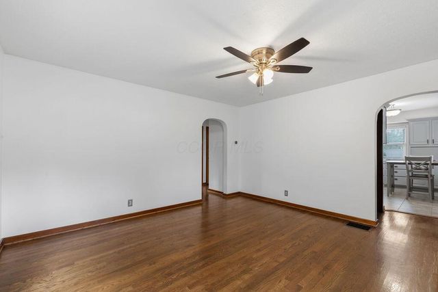 395 N Main Street, Johnstown, OH 43031