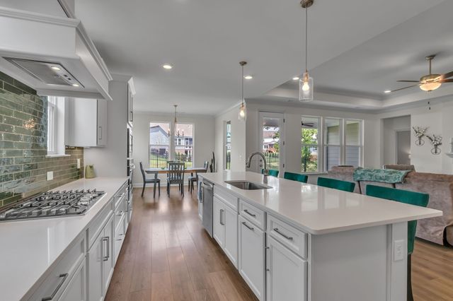 1421 Proprietors Pl, Murfreesboro, TN 37128