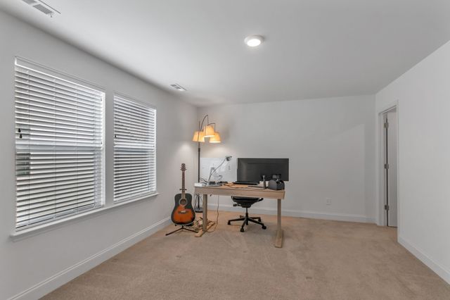 1421 Proprietors Pl, Murfreesboro, TN 37128