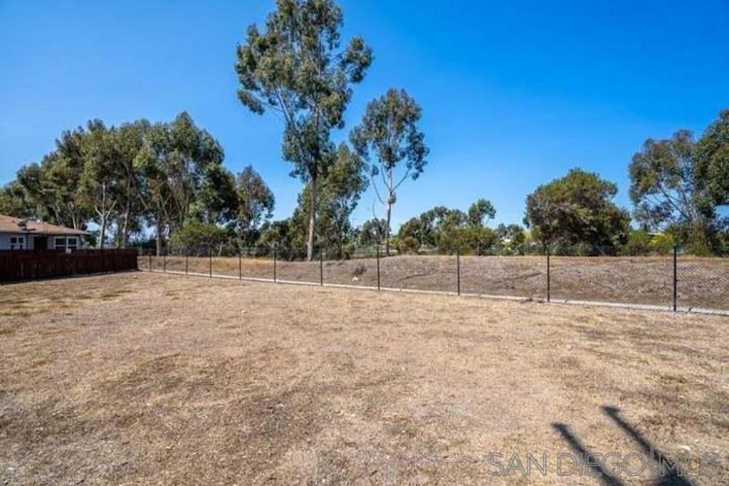 Image 2 of property listing at Address unavailable.