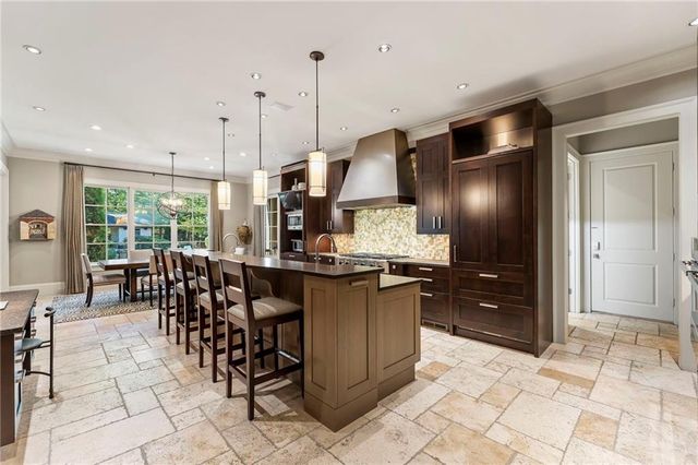 5178 S Trimble Road, Atlanta, GA 30342