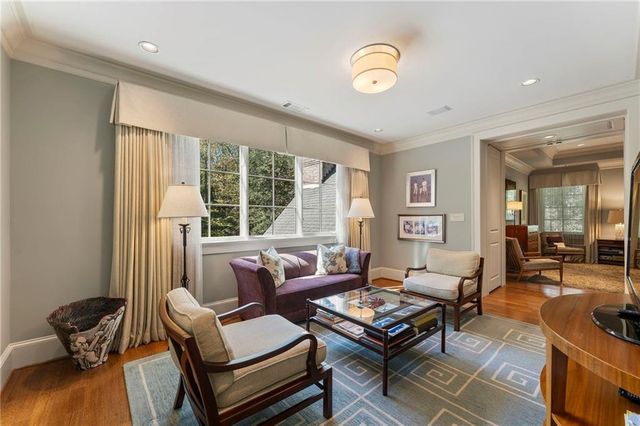 5178 S Trimble Road, Atlanta, GA 30342