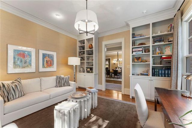 5178 S Trimble Road, Atlanta, GA 30342