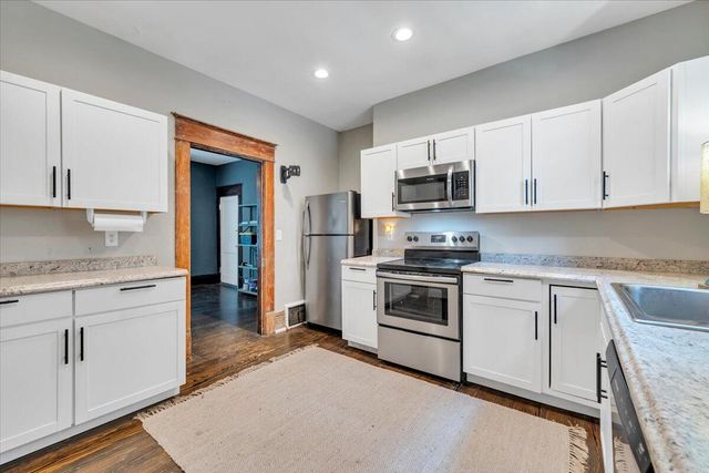1516 7th ST SE, Roanoke, VA 24013