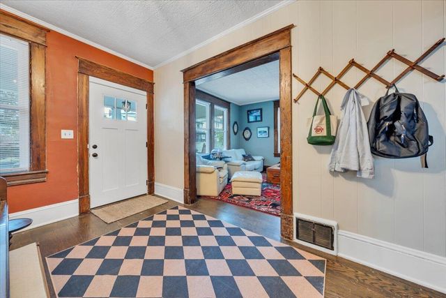 1516 7th ST SE, Roanoke, VA 24013