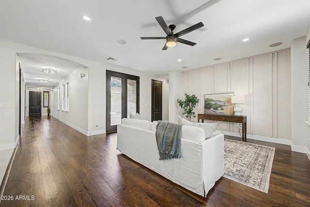 425 S CAMELLIA Drive, Chandler, AZ 85225