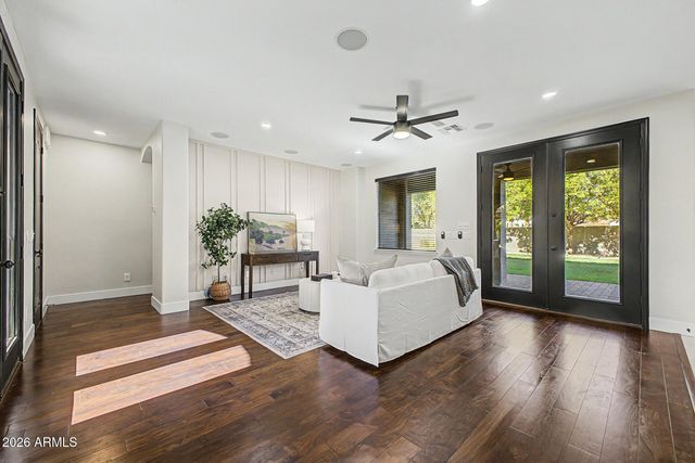 425 S CAMELLIA Drive, Chandler, AZ 85225