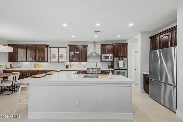 425 S CAMELLIA Drive, Chandler, AZ 85225