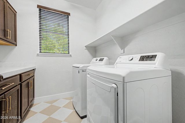 425 S CAMELLIA Drive, Chandler, AZ 85225
