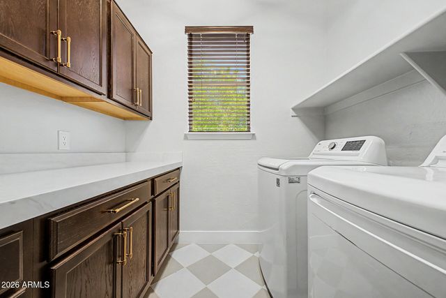425 S CAMELLIA Drive, Chandler, AZ 85225