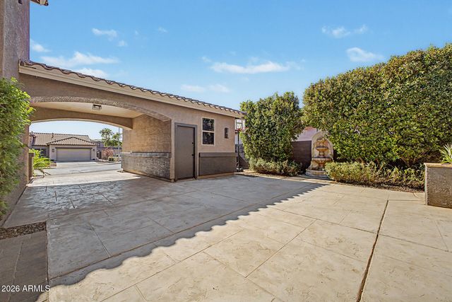 425 S CAMELLIA Drive, Chandler, AZ 85225
