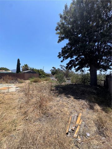 7265 Skyline Drive, San Diego, CA 92114