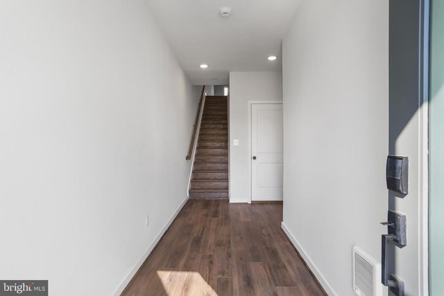 133 WARBURTON STREET, Alexandria, VA 22304
