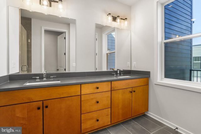 133 WARBURTON STREET, Alexandria, VA 22304