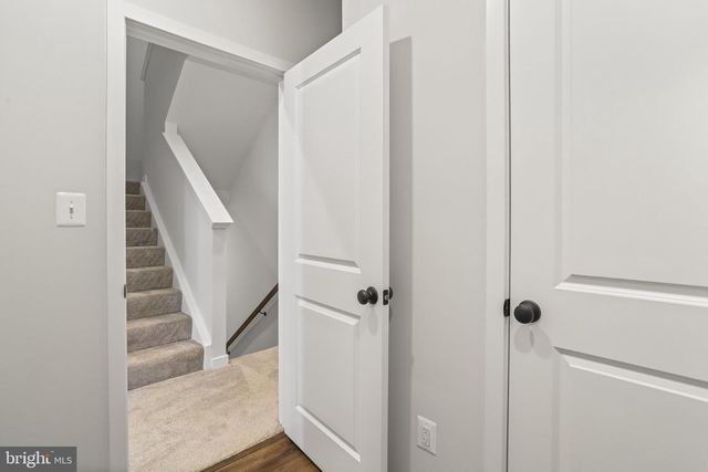 133 WARBURTON STREET, Alexandria, VA 22304