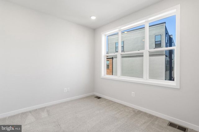 133 WARBURTON STREET, Alexandria, VA 22304