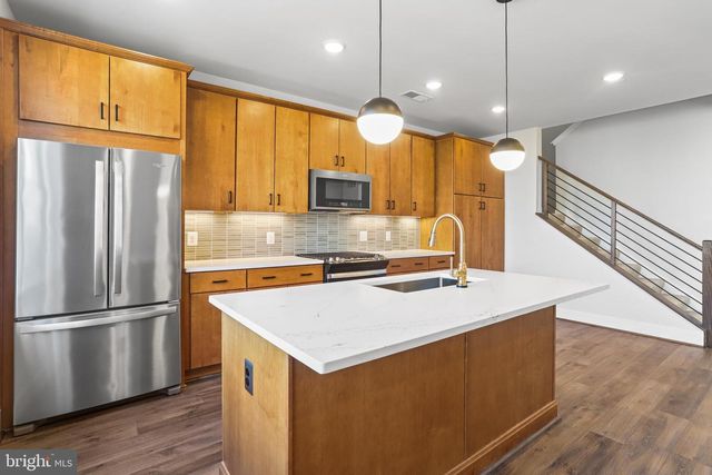 133 WARBURTON STREET, Alexandria, VA 22304