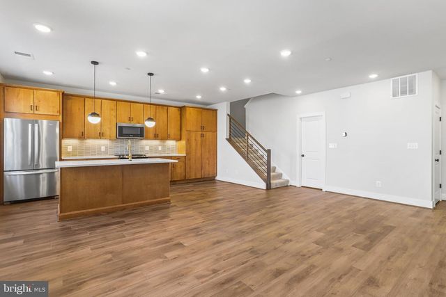 133 WARBURTON STREET, Alexandria, VA 22304